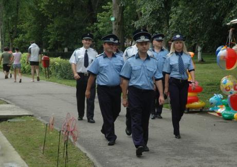 Poliţişti români şi maghiari vor patrula împreună în zonele turistice din Bihor şi Hadju-Bihar 